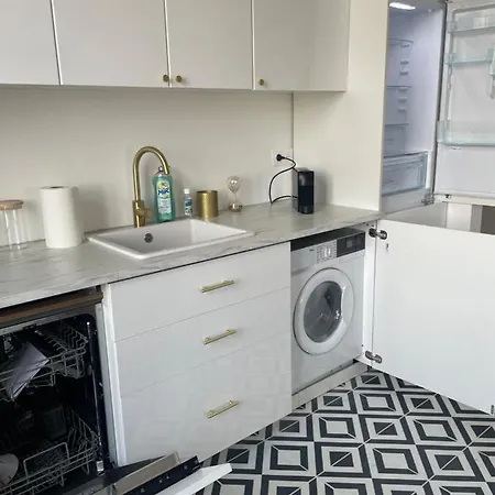 Nid Urbain Colmarien - 4 Personnes - Garage Apartment Colmar